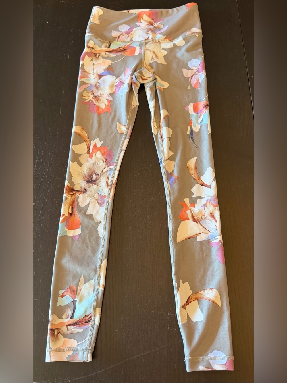 Athleta Elation 7/8 leggings in paradise floral print